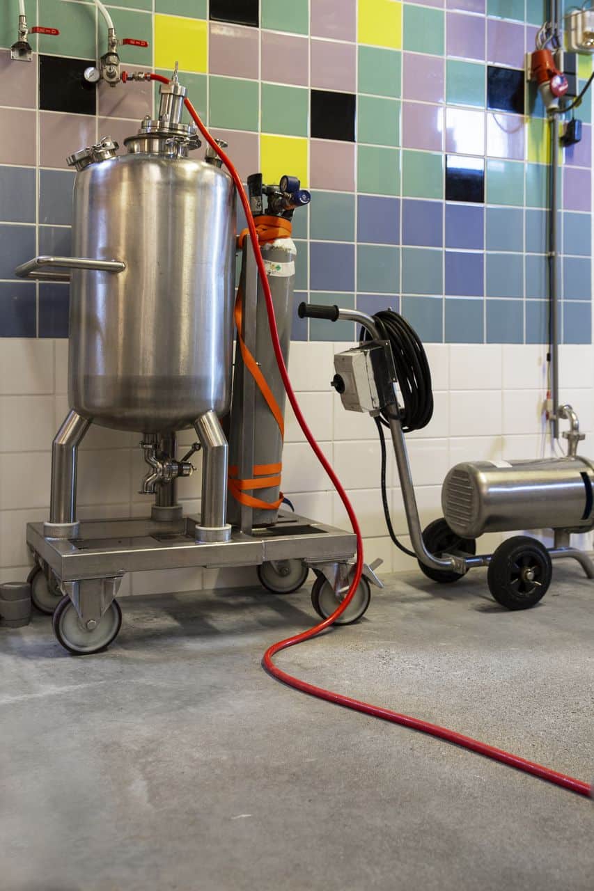 Bierbrouwerijvloer in Utrecht machine